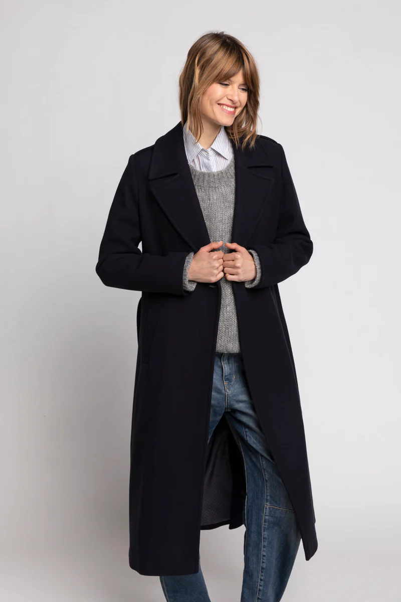 Manteau PRECIEUX - Manteau long ceinturé en laine vierge bleu marine - TRENCH&COAT