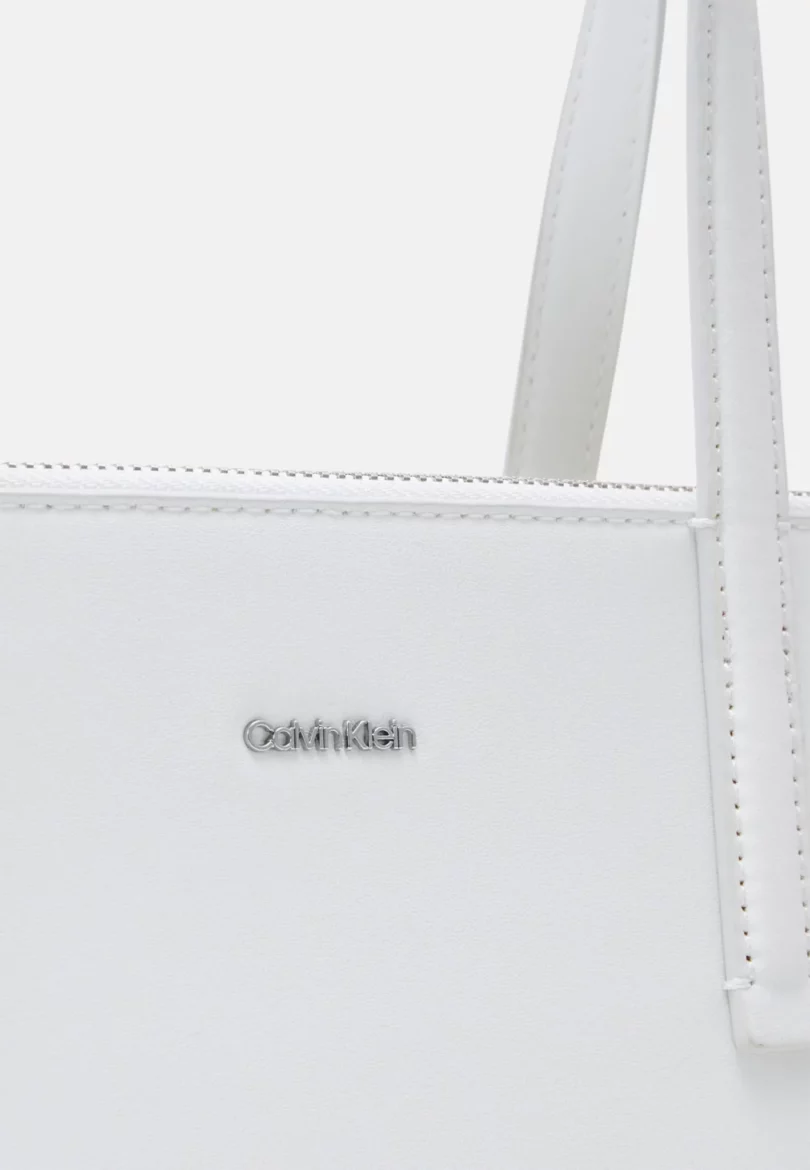 Sac à main bandoulières Must - CALVIN KLEIN